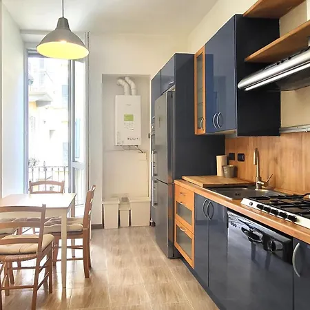 Appartamento Grande In Centro Milano